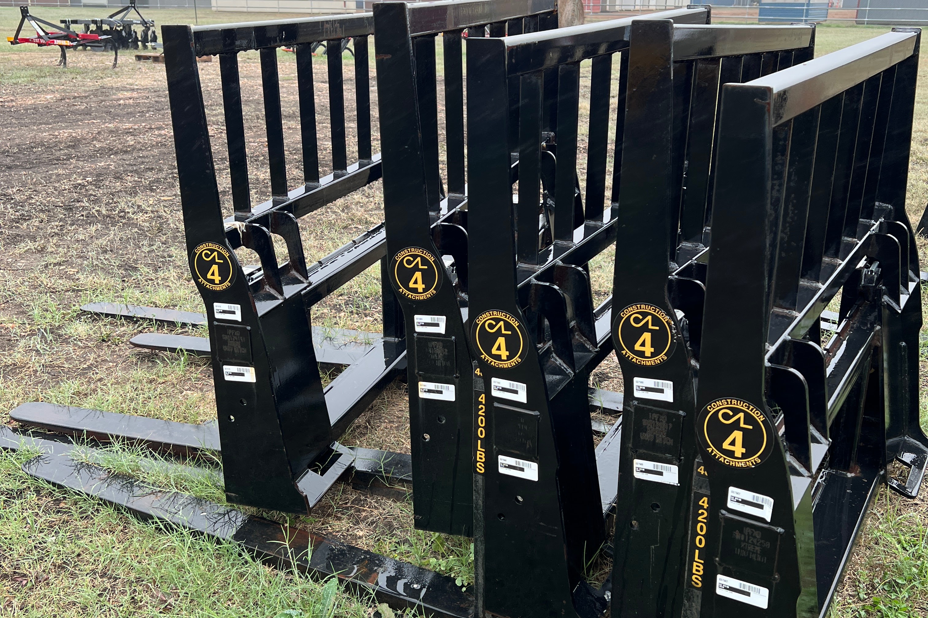 Photo of 2020 CONSTRUCTION ATTACHMENTS 1PF48 PALLET FORK in Adkins, TX CONSTRUCTION ATTACHMENTS 1PF48 PALLET FORK  032219