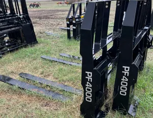 MAHINDRA EQUIPMENT AMIAPF400 PALLET FORK 4000#  036157