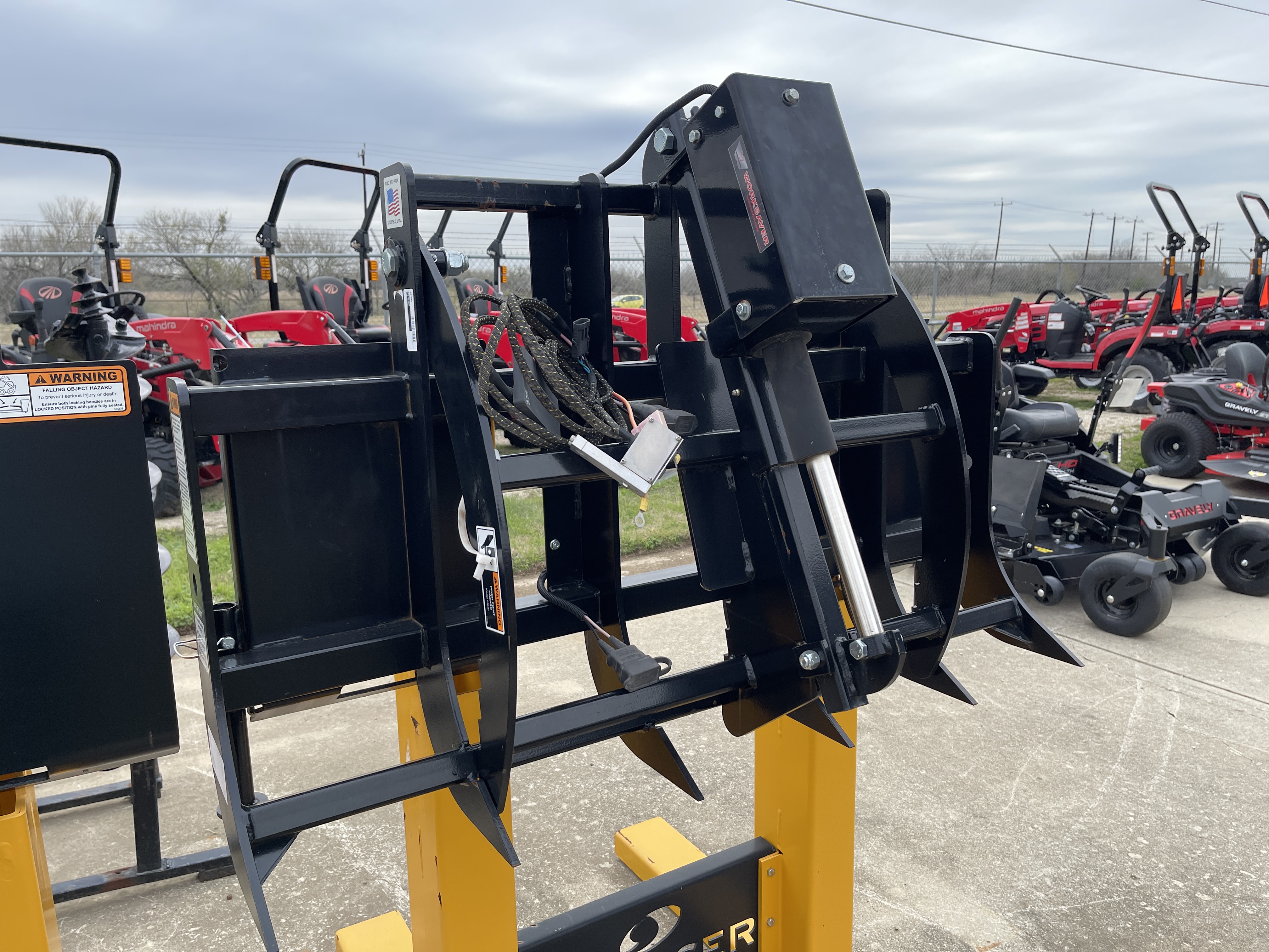 WORKSAVER 811880 48" ELECTRIC GRAPPLE – 037267