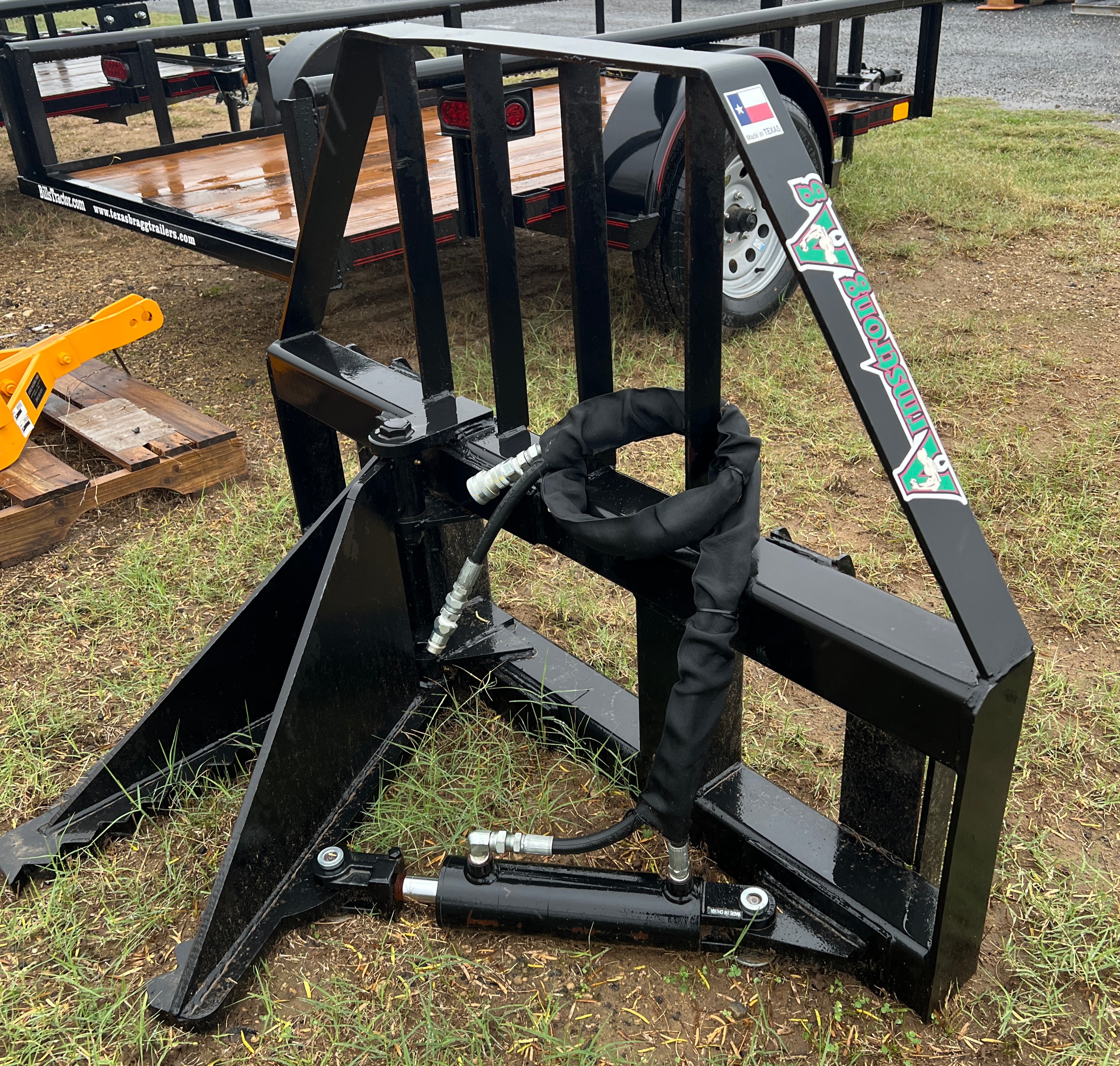 Photo of 2023 ARMSTRONG AG TPHF HYDRAULIC TREE PULLER in Adkins, TX ARMSTRONG AG TPHF HYDRAULIC TREE PULLER  039102
