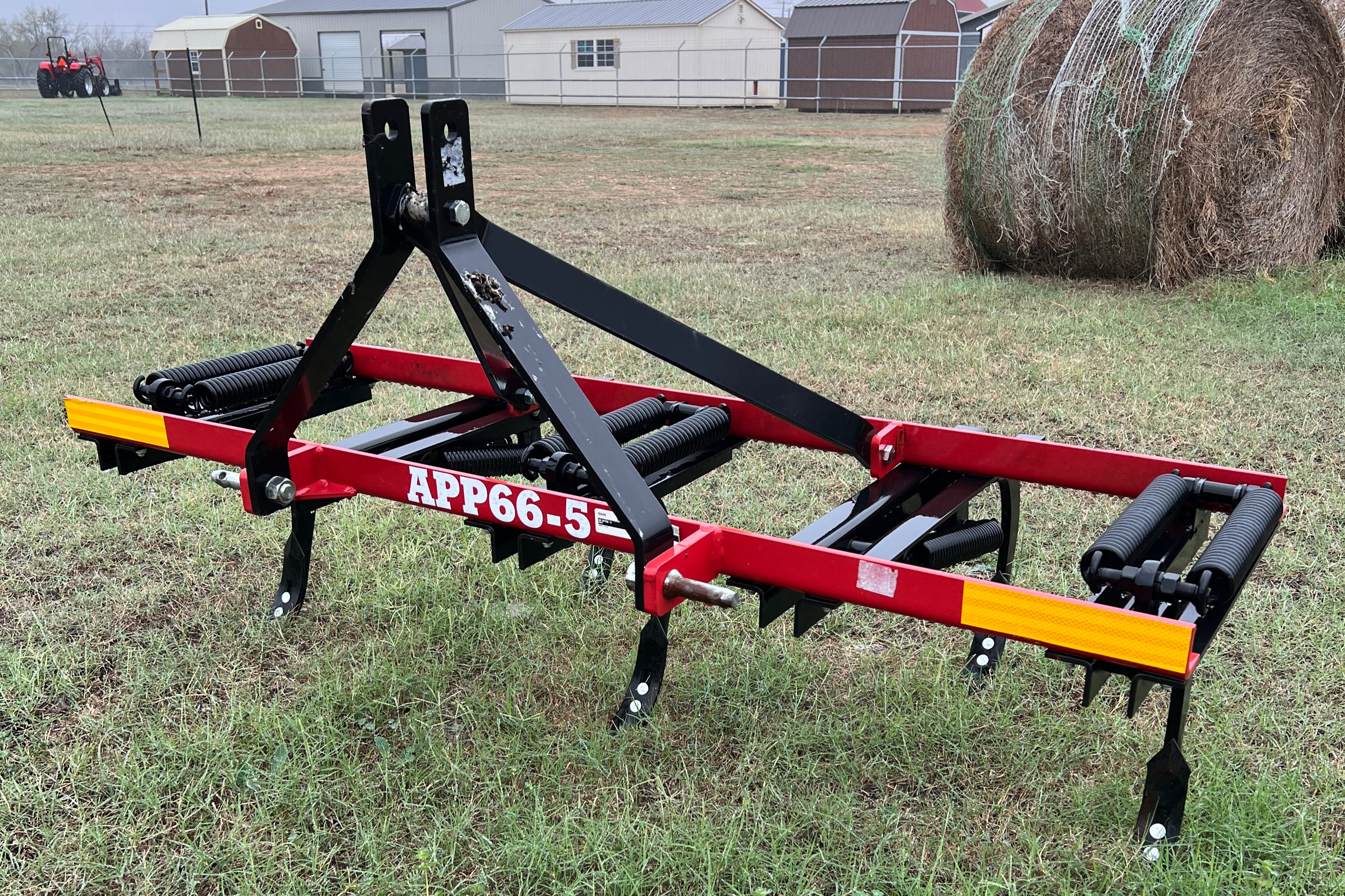 Photo of 2023 DIRT DOG APP66-5 CHISEL 5 X 66 in Adkins, TX DIRT DOG APP66-5 CHISEL 5 X 66  039405