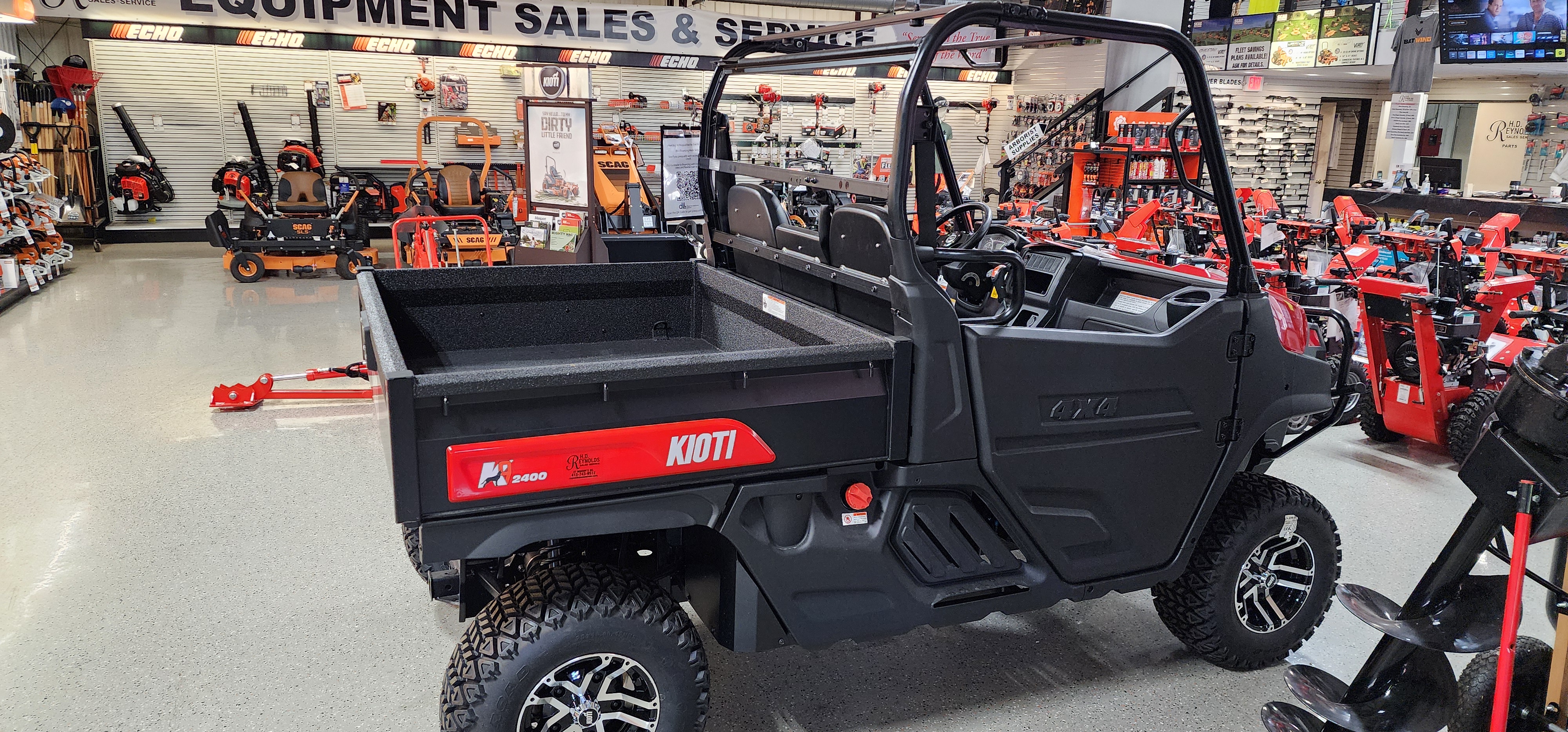 Kioti K92400 4x4 UTV: