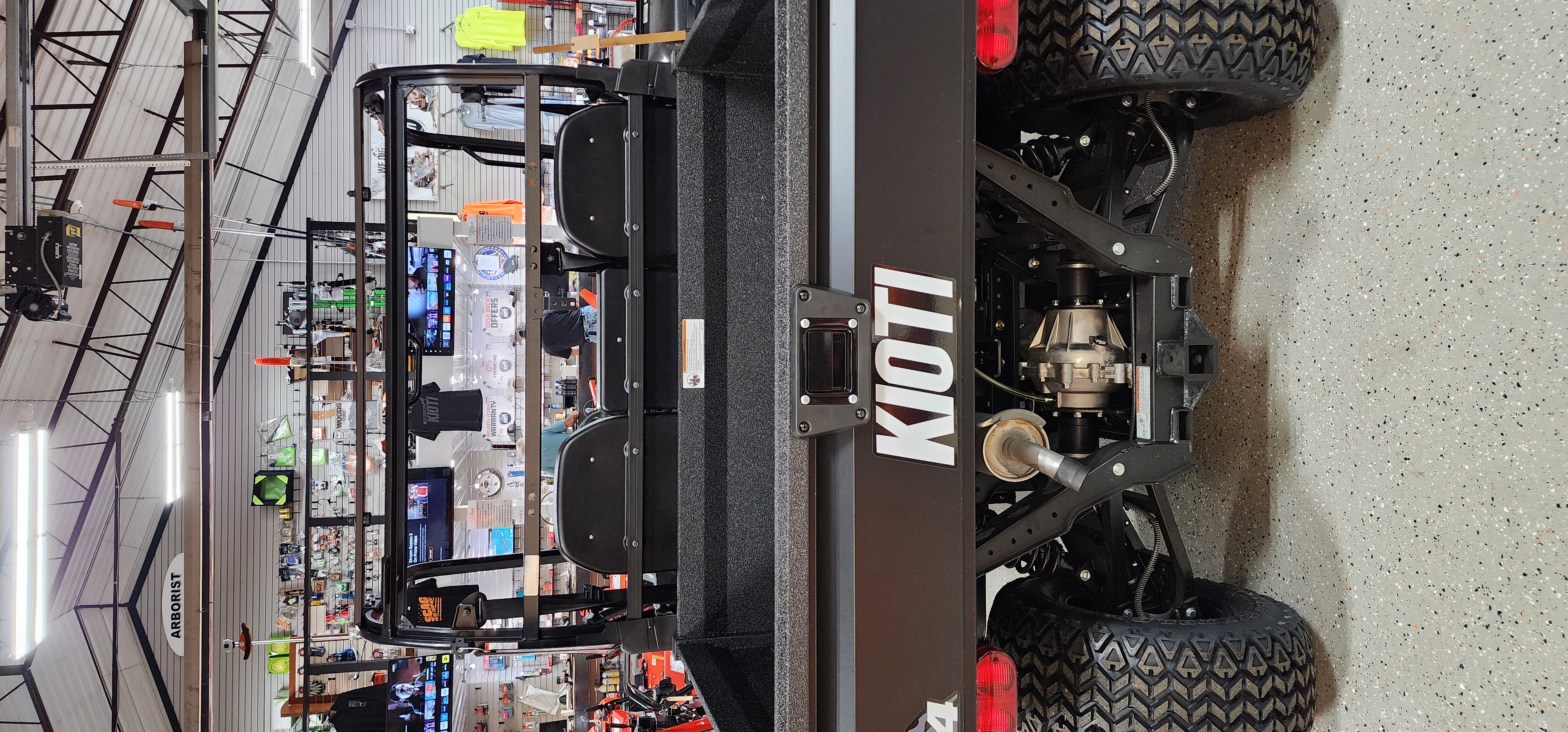 Kioti K92400 4x4 UTV: