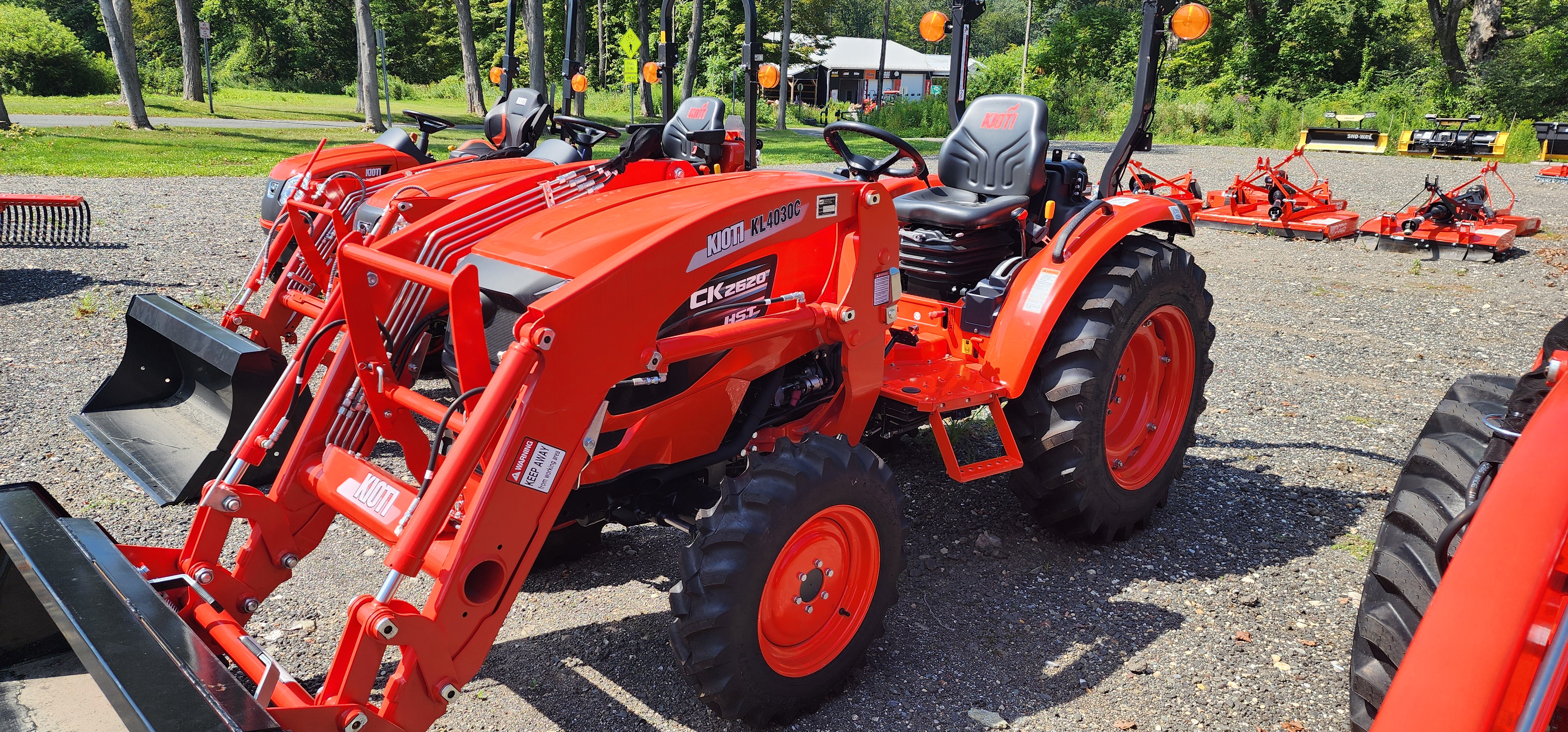 Kioti CK3520 Hydrostatic Cab Compact Tractor: