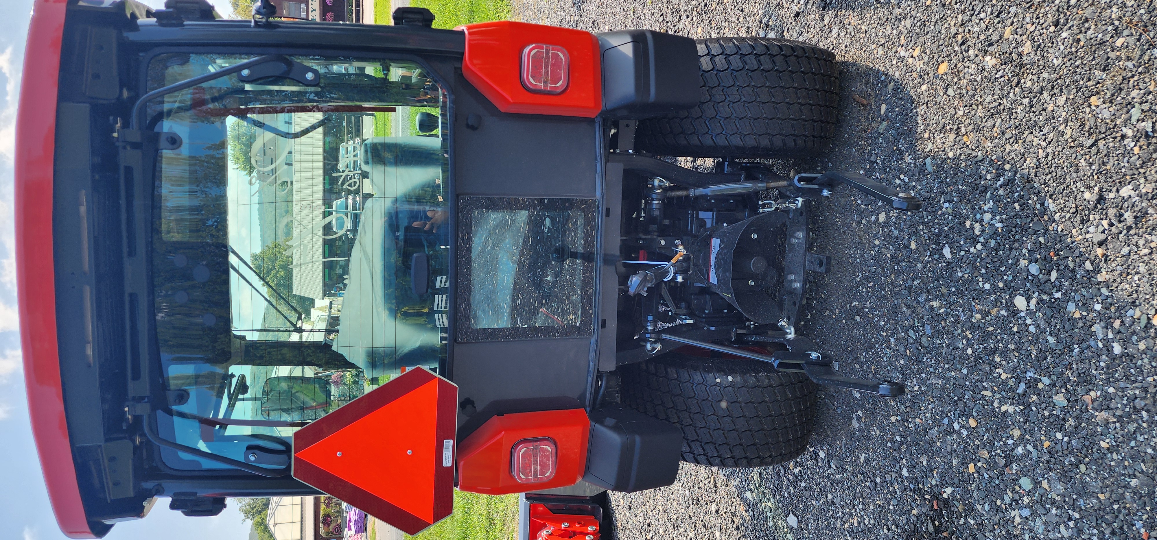 Kioti CS2530 Hydrostatic Compact Cab Tractor: