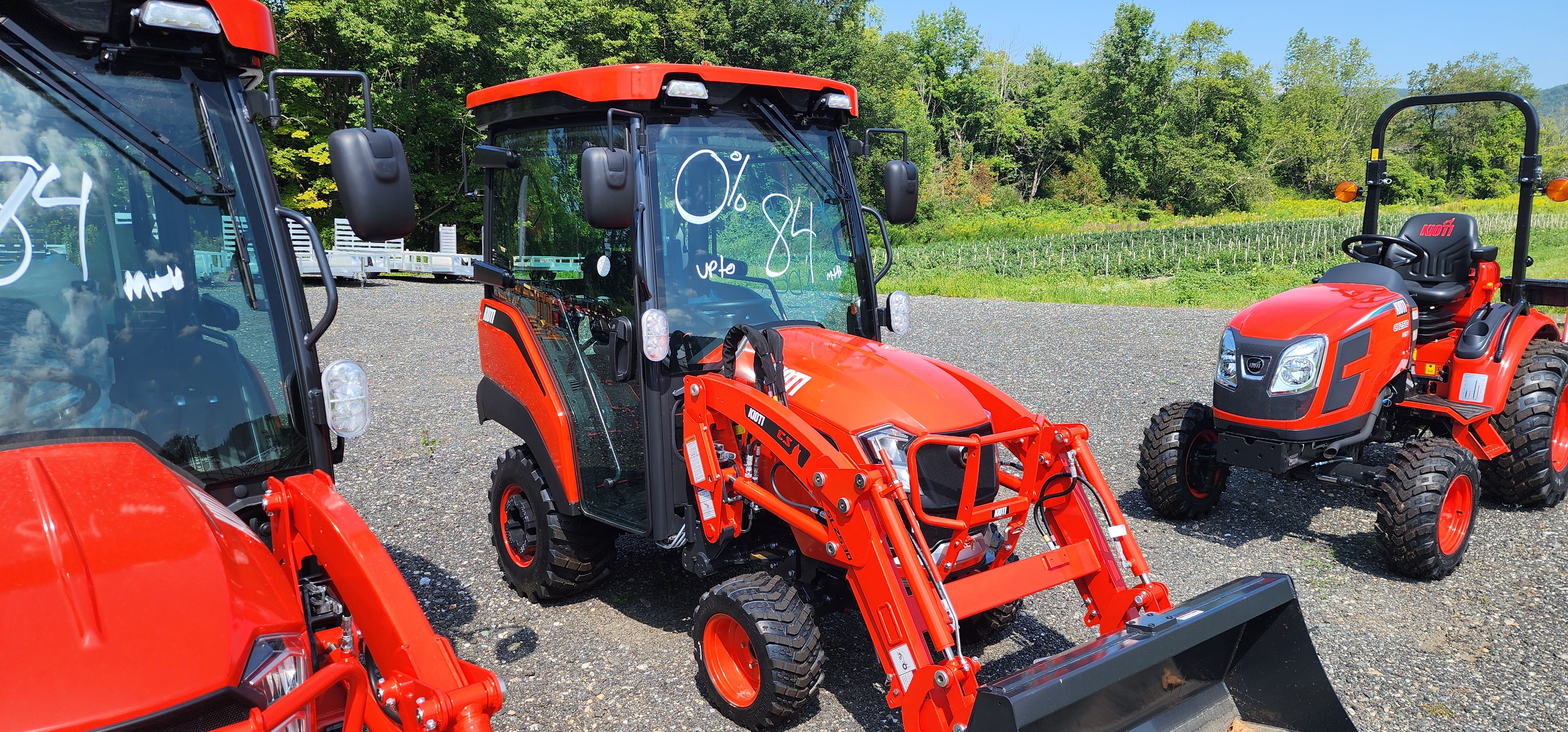 Kioti CS2530 Hydrostatic Compact Cab Tractor: