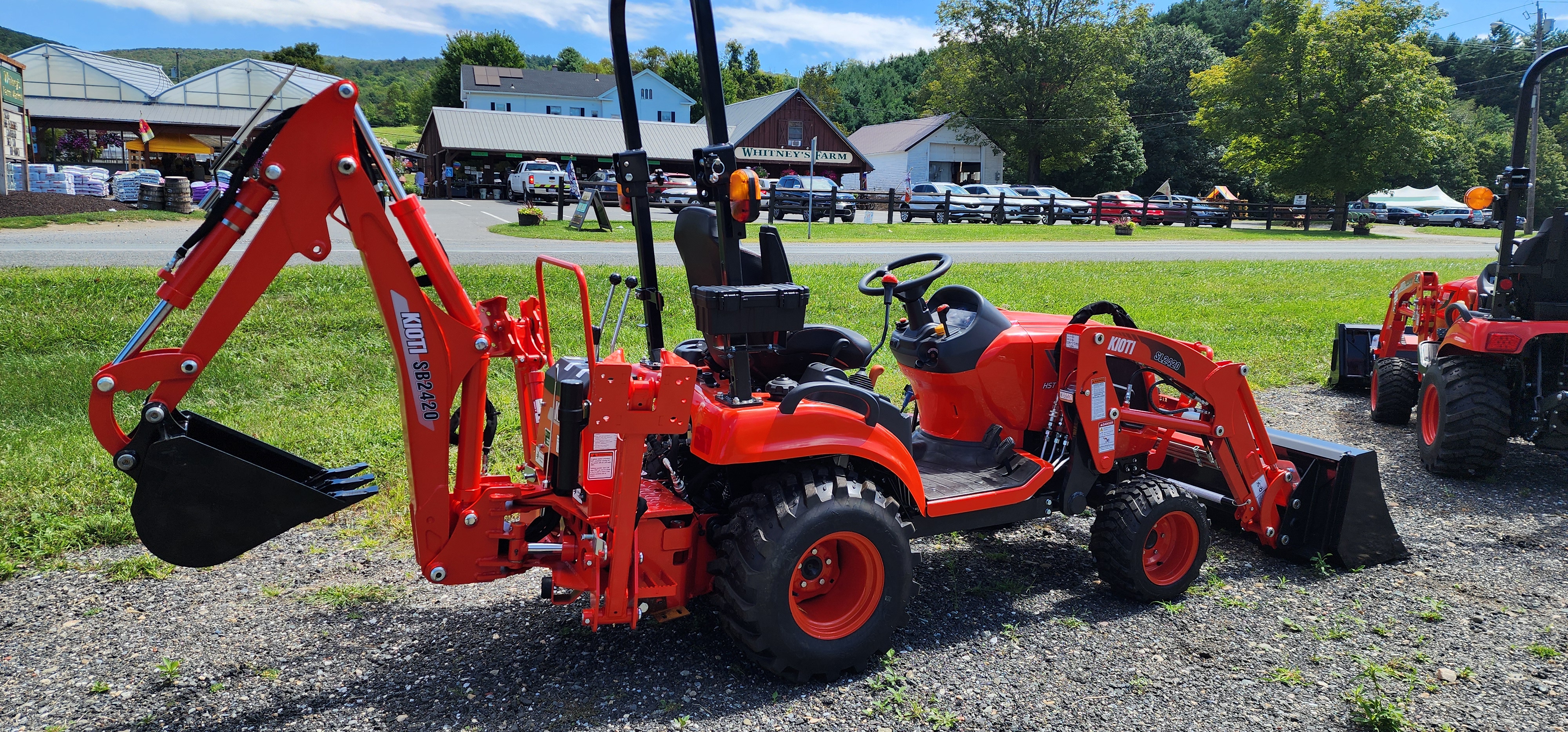 Kioti CS2220 Hydrostatic Compact Tractor: