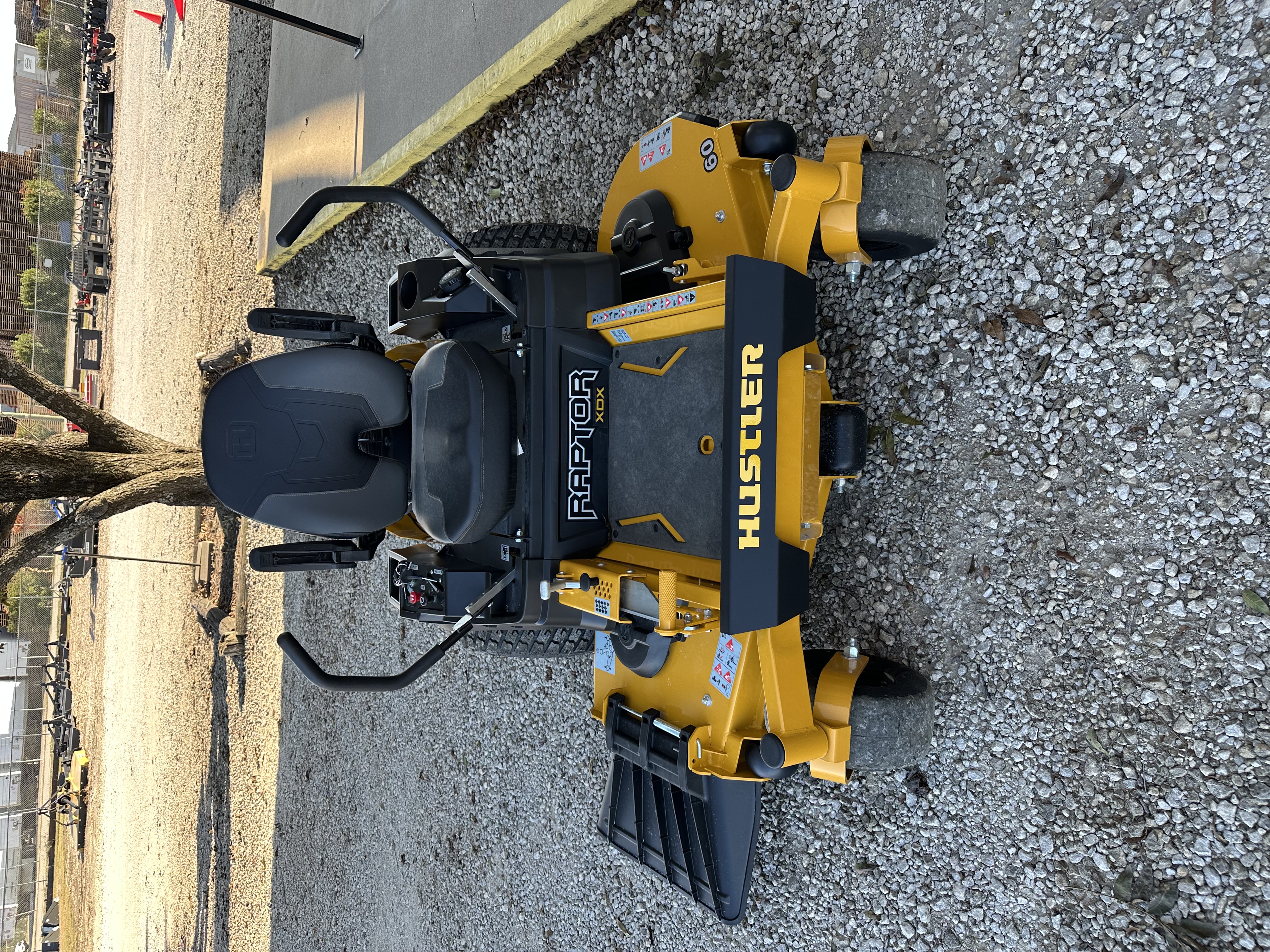 Hustler RAPTOR XDX 60