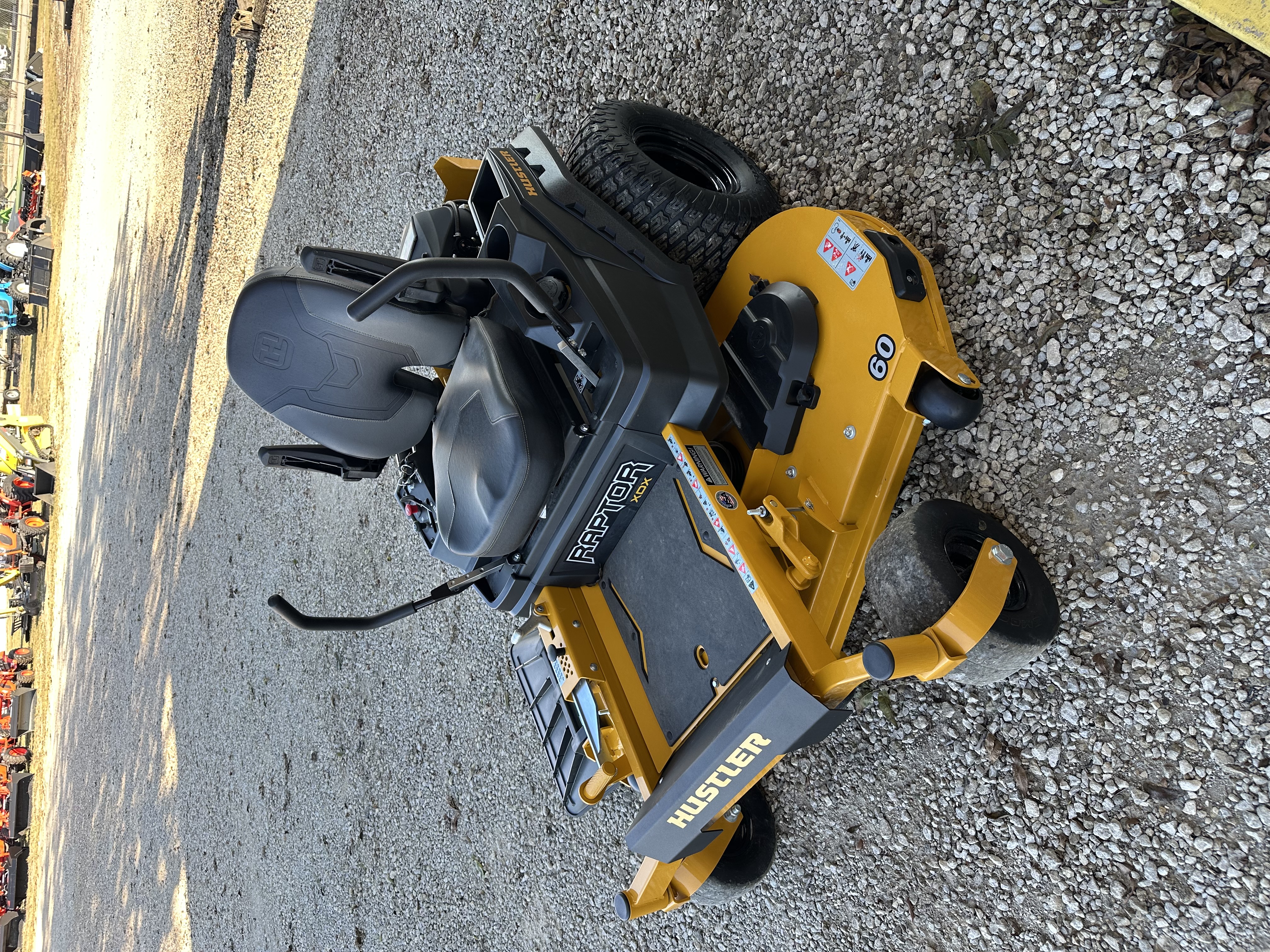 Hustler RAPTOR XDX 60