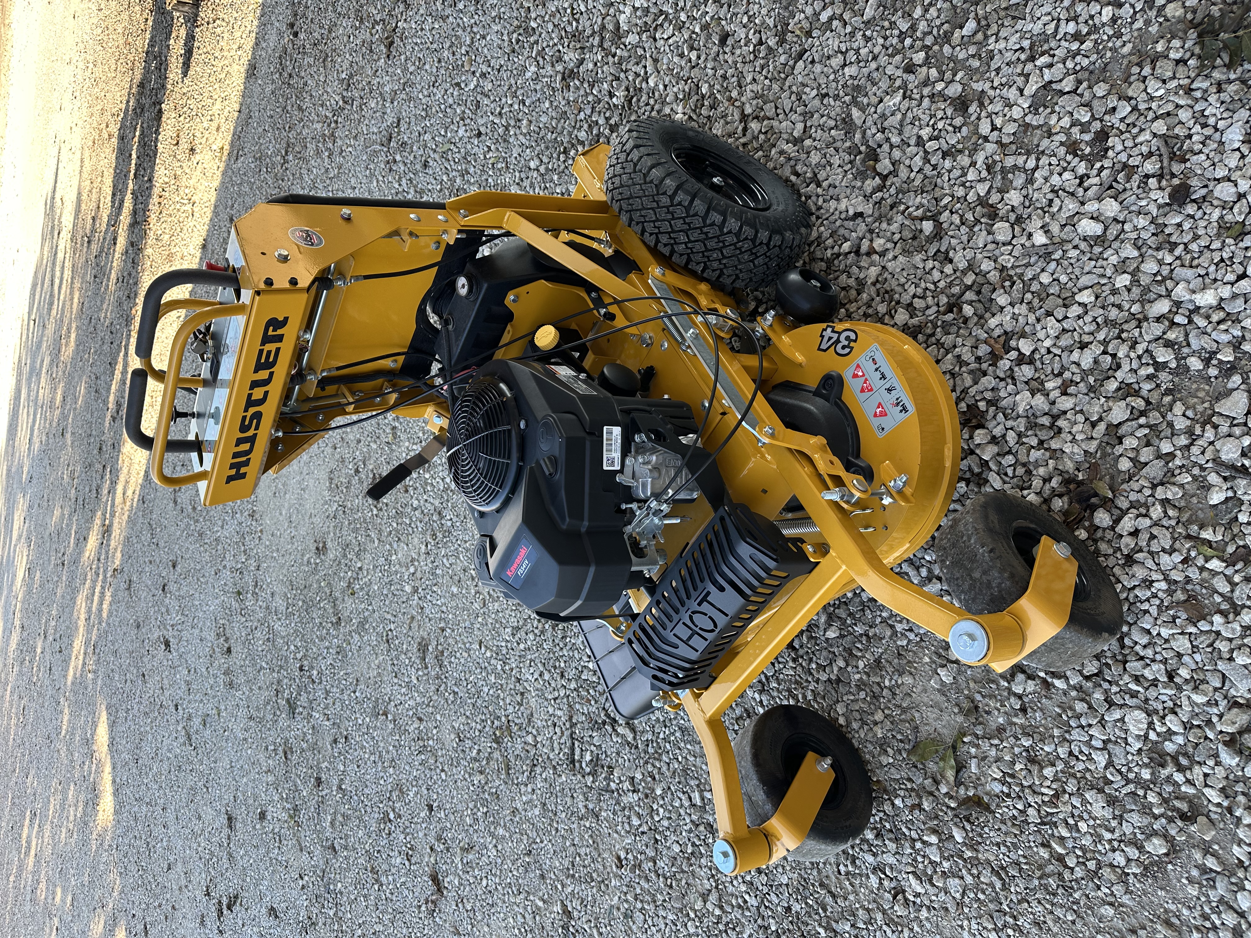 Hustler Surfer Pro 34