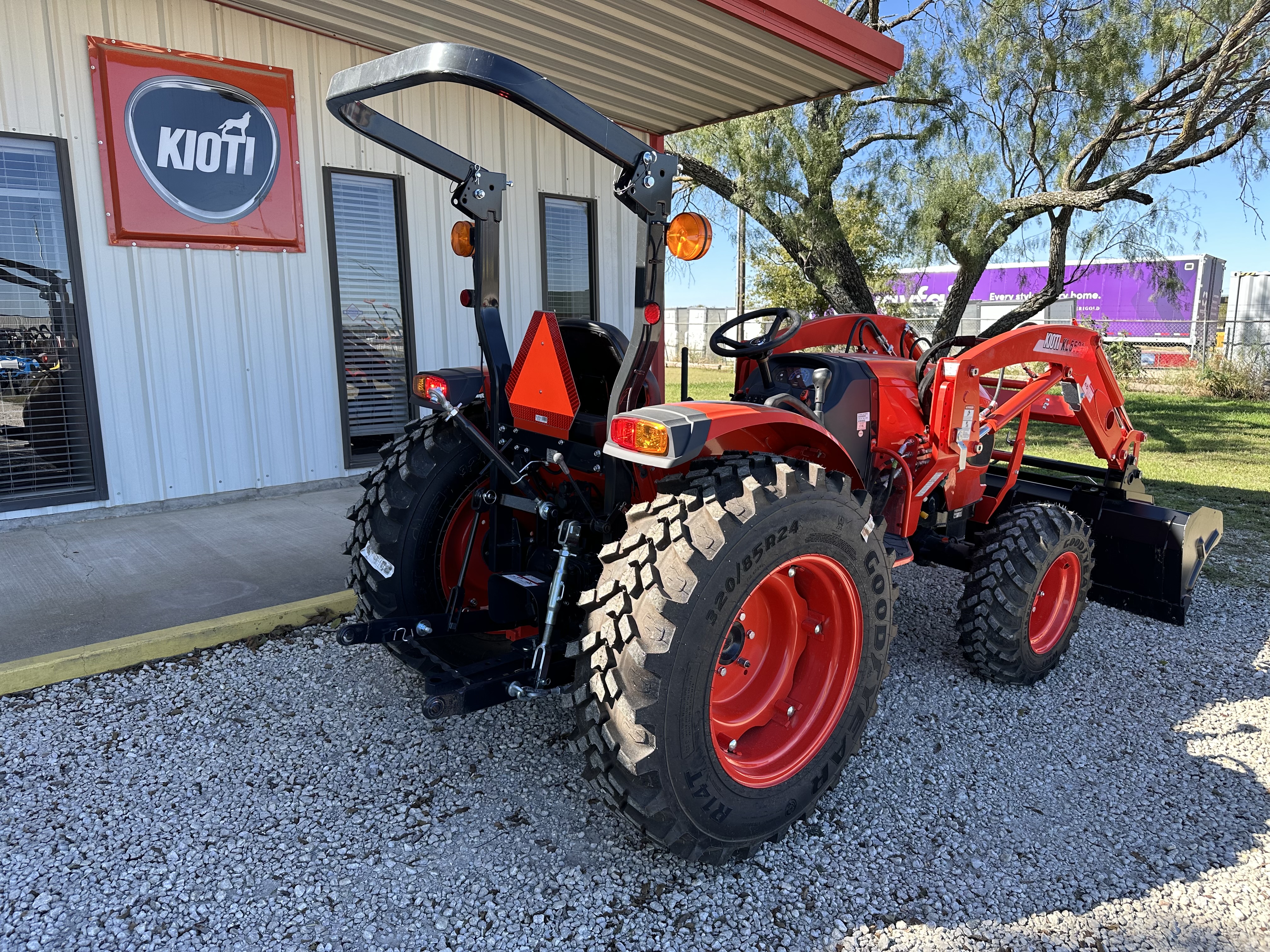 Kioti DK4720SE HST:4747