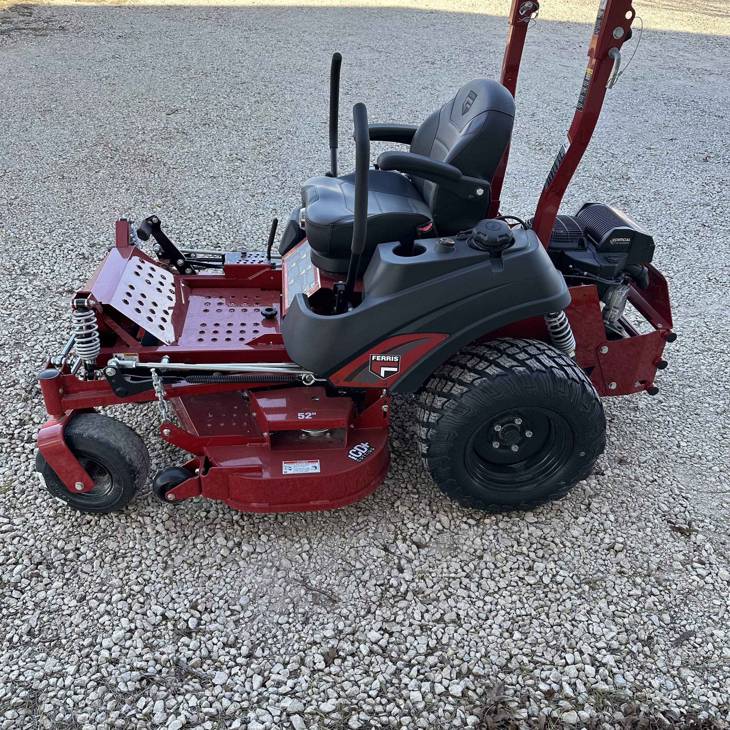 Ferris ISX800 52in:5021