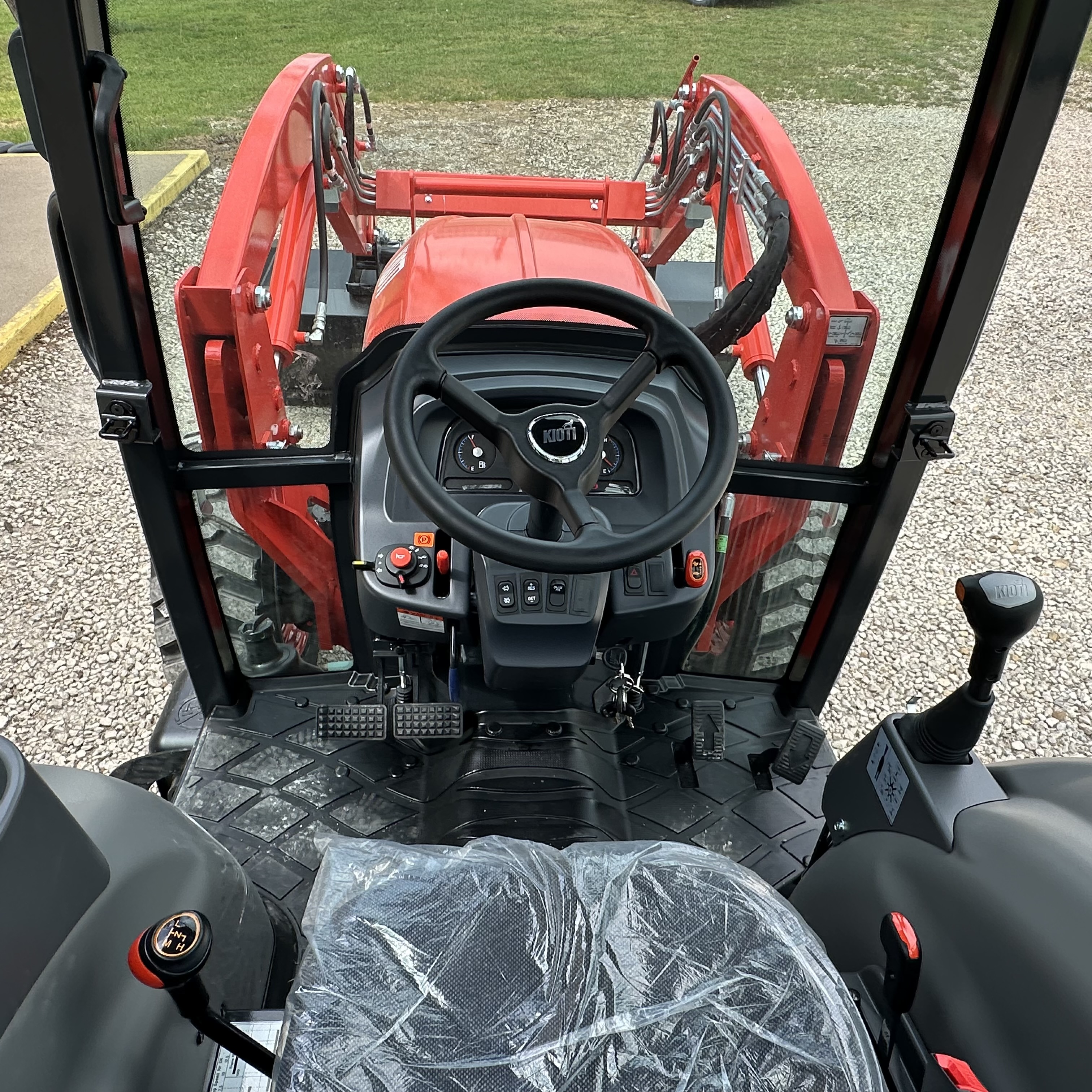 Kioti DK5320SE HST CAB:4741