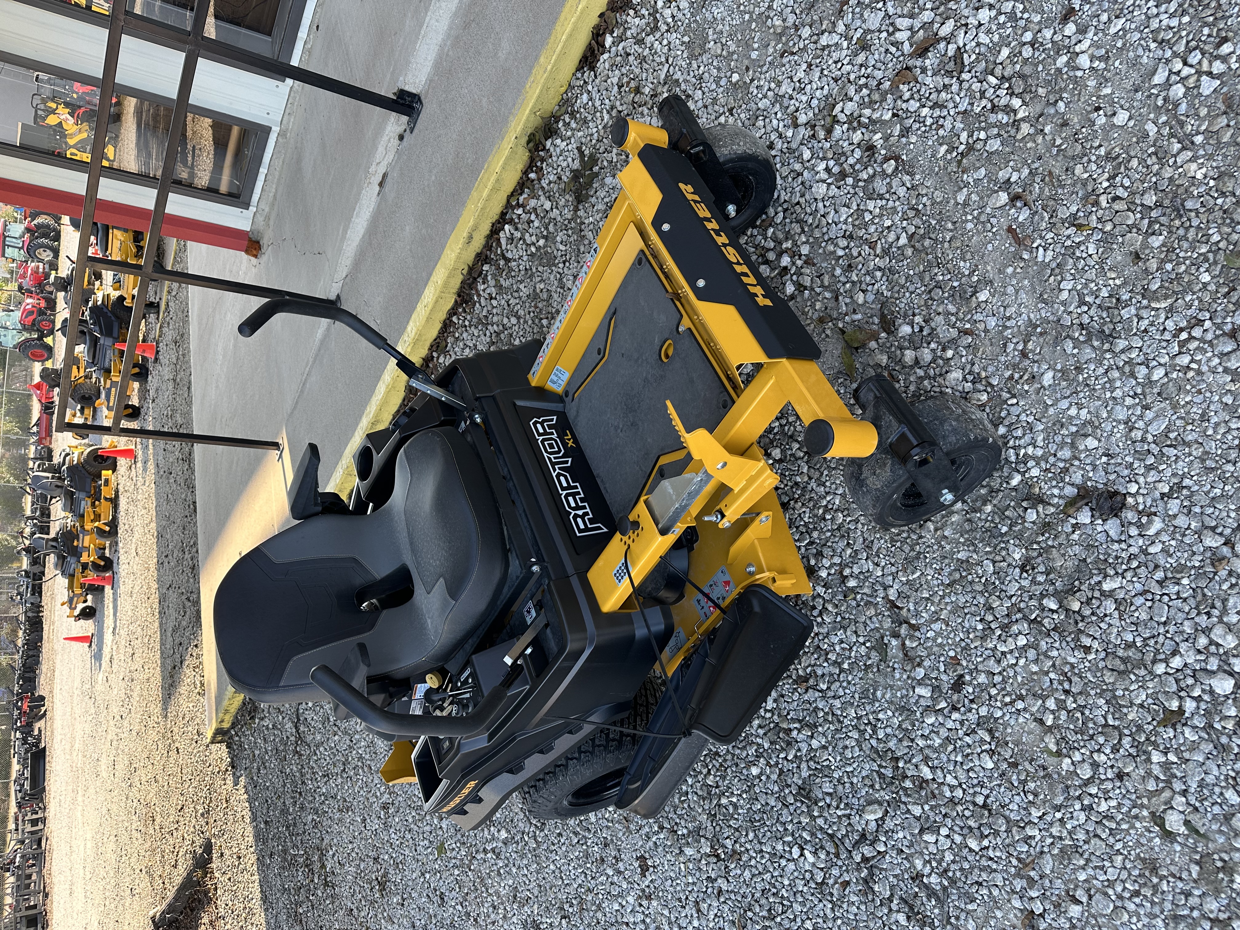 Hustler RAPTOR XL 42