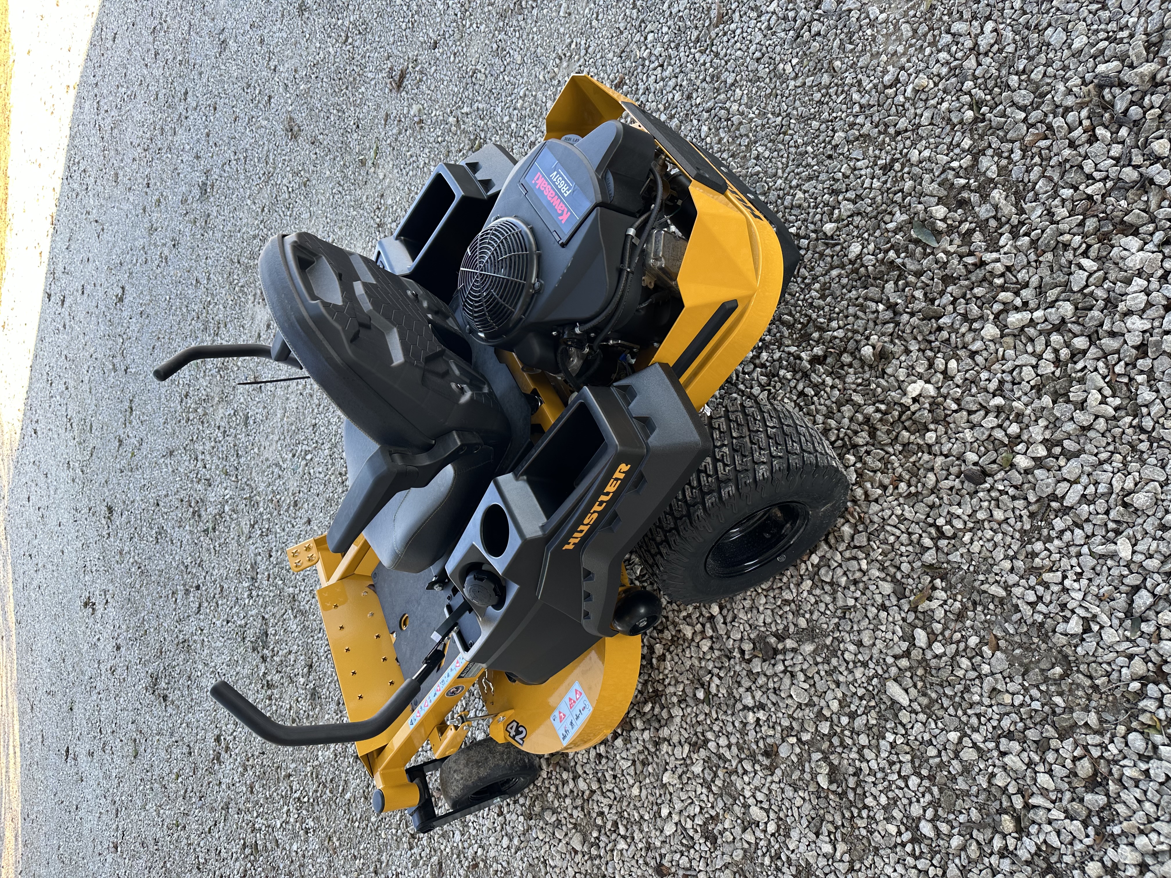 Hustler RAPTOR XL 42